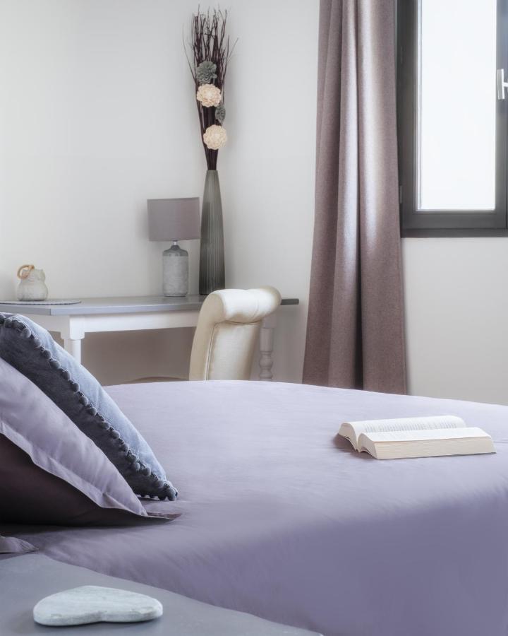 L'Ostal - Bed & Breakfast - Chambres Et Suites De 25 A 40M2 - Spa Saint-Hilaire-dʼOzilhan Exterior foto
